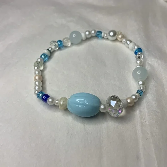 5/$20 ENTIRE SHOP CLEARANCE Santorini handmade beaded bracelet 🇬🇷🌊🐬❤️ - Picture 3 of 5